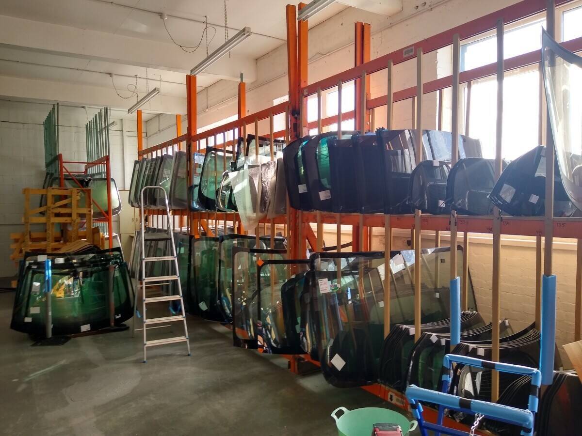 Car & Van Glass and Windscreen Fittings business for sale - unique & highly profitable