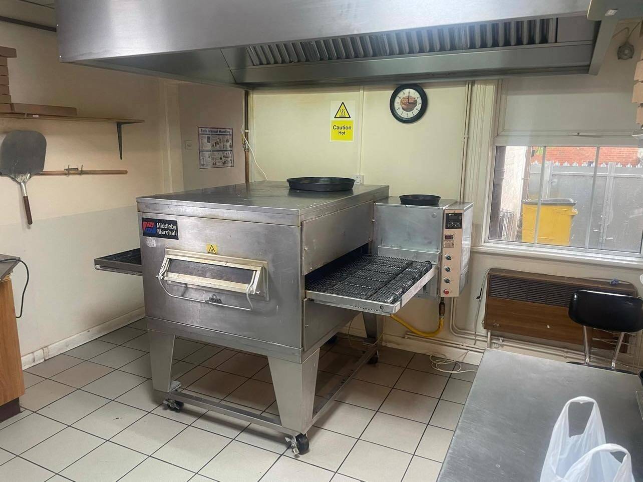 Leasehold Fast food shop for sale