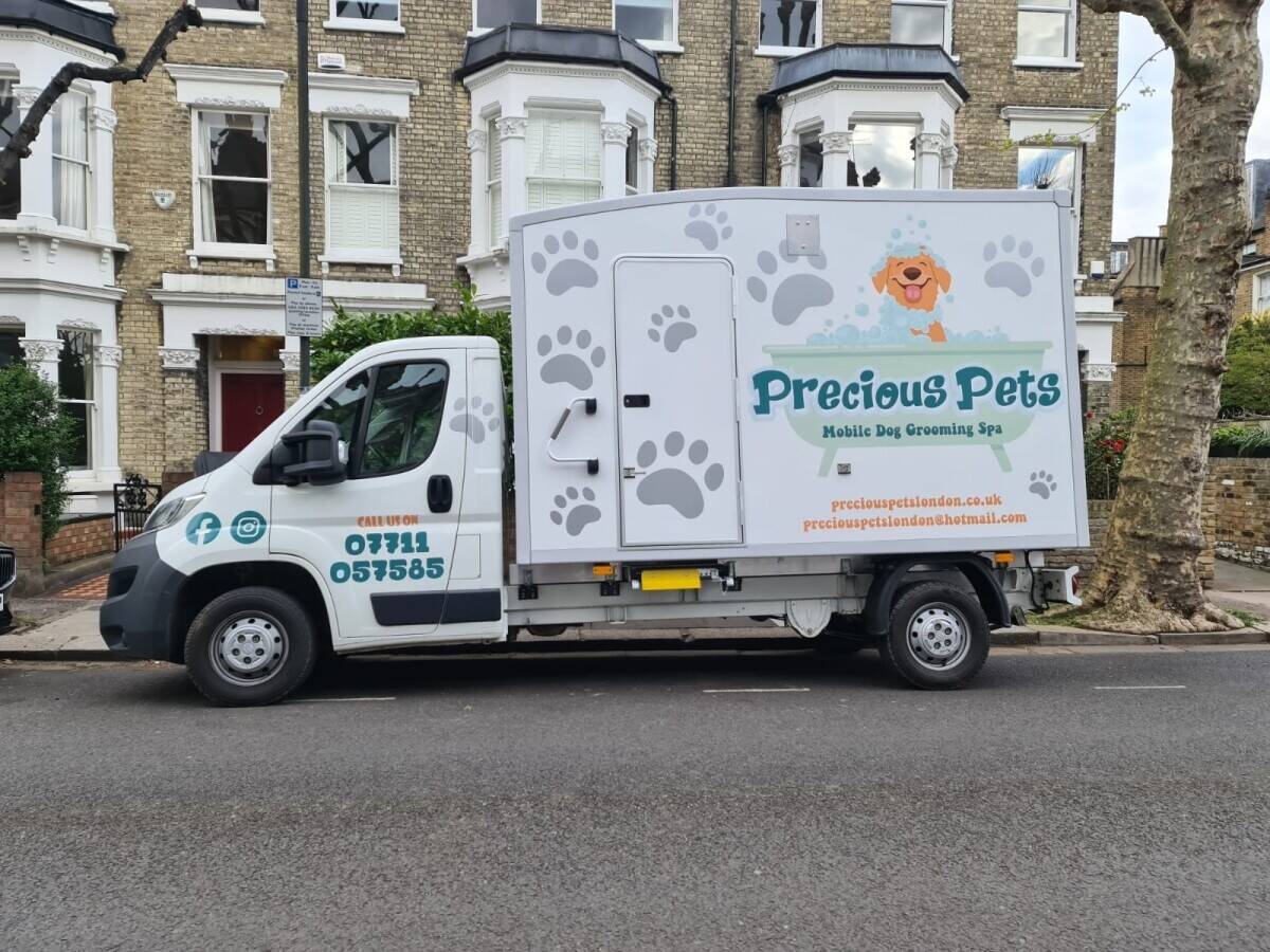 Mobile grooming van is for sale. Photo 1