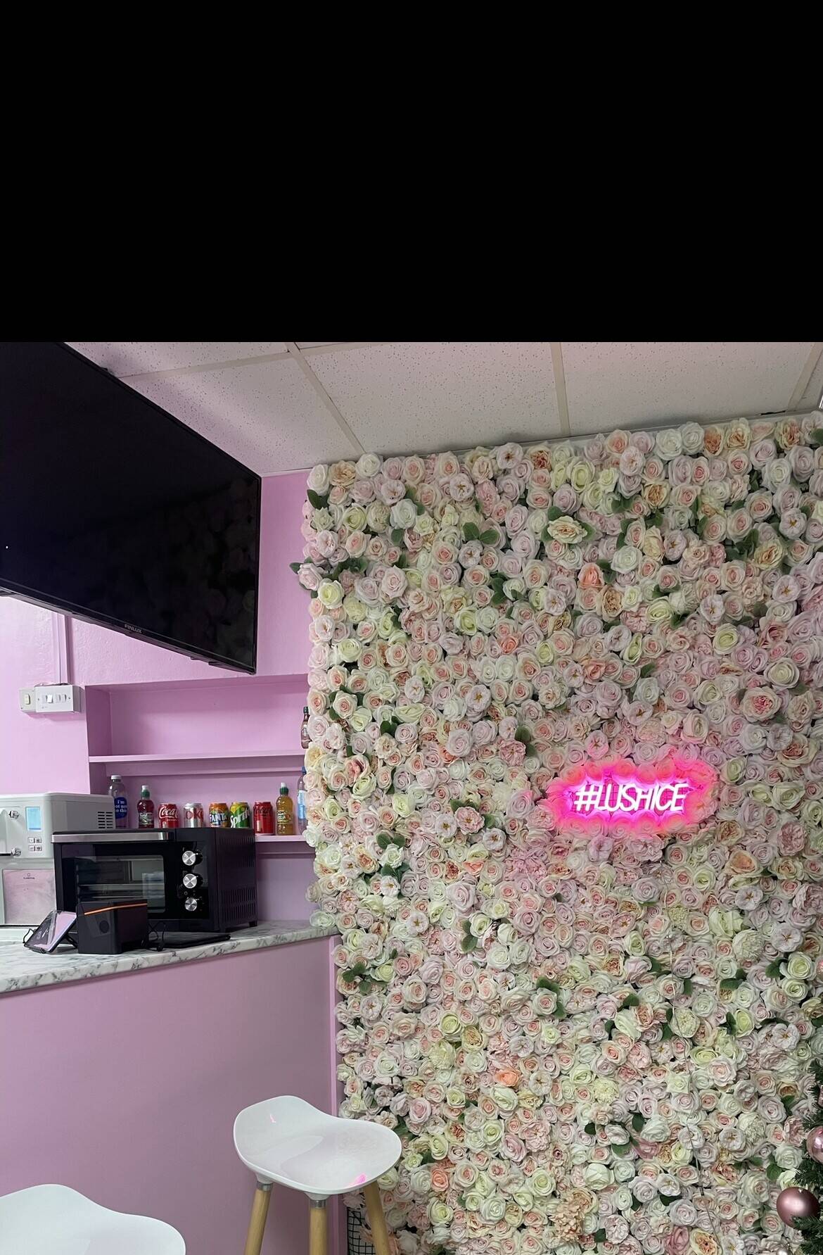 Busy Dessert Shop in High Street Location