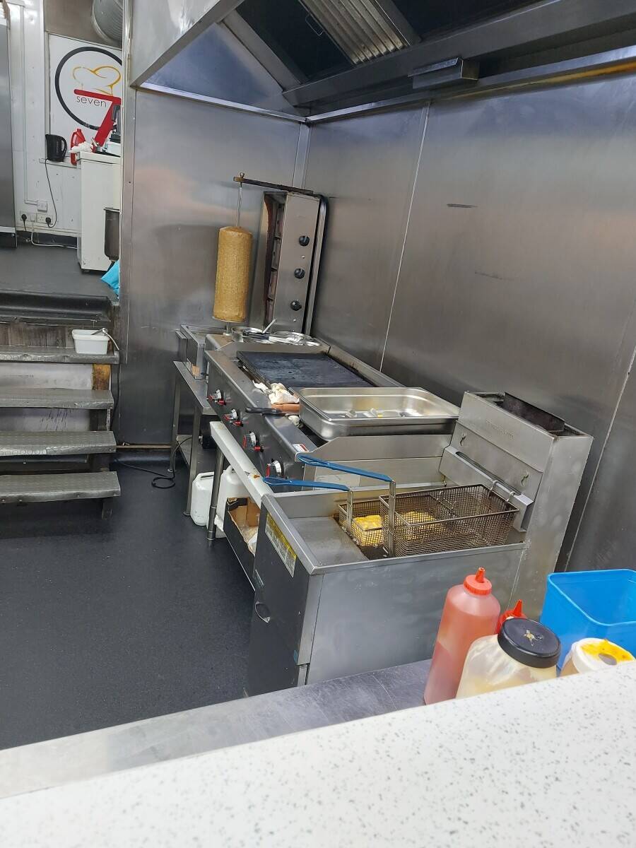 Fastfood business for sale