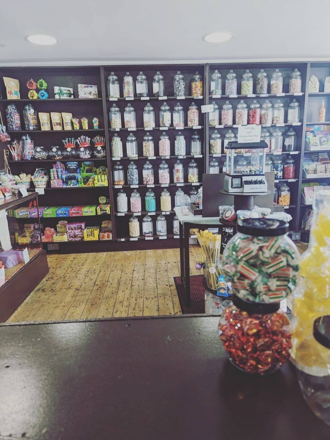 Sweet Shop for sale In Hemel Hempstead Photo 2