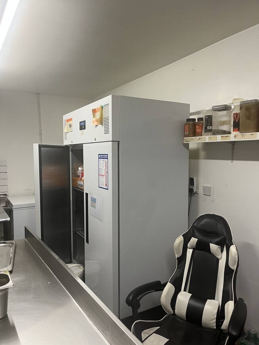 Fast Food Business For Sale in Salford Manchester Photo 1