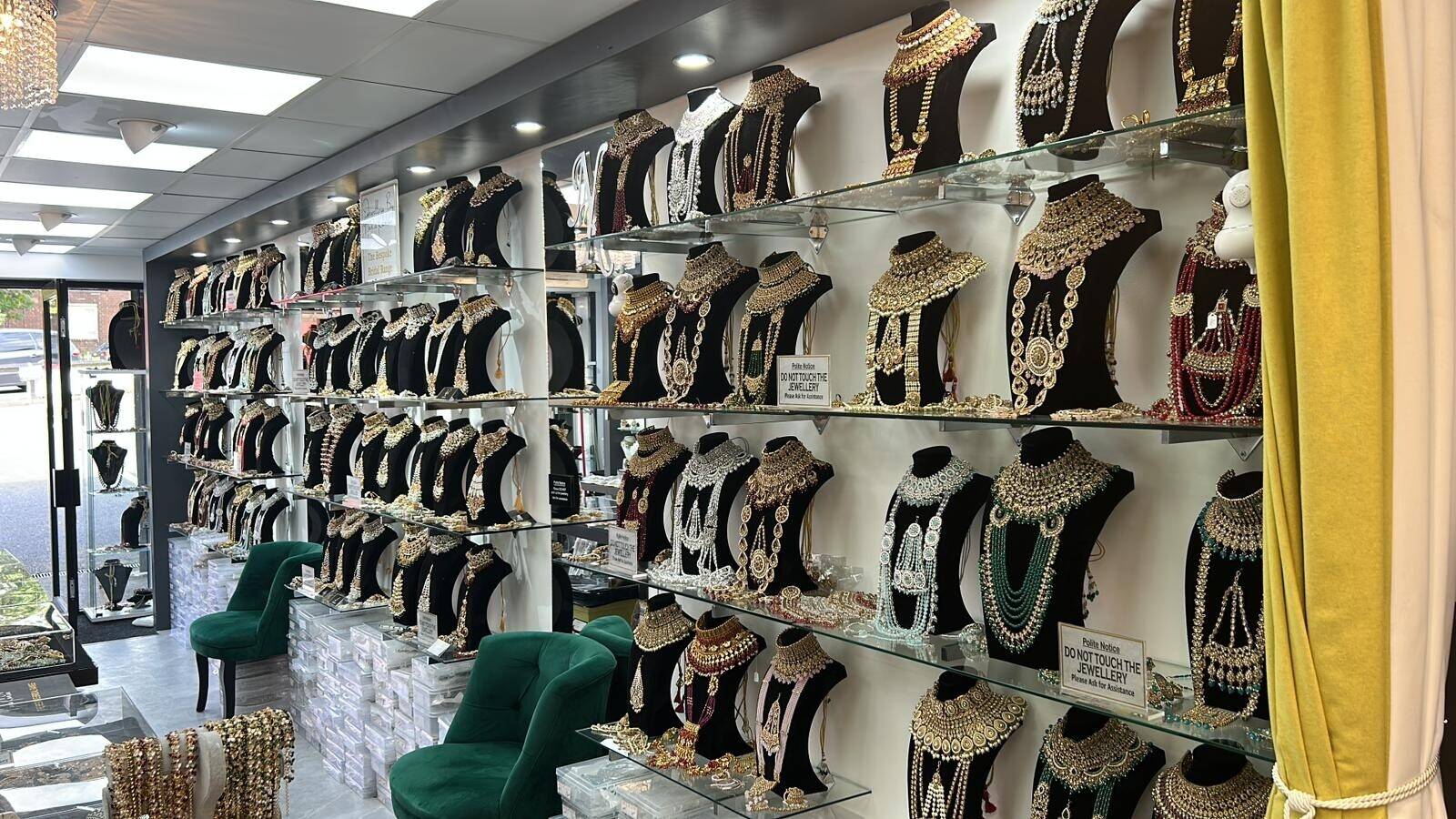 INDIAN & PAKISTANI BRIDAL JEWELLERY BUSINESS Photo 2