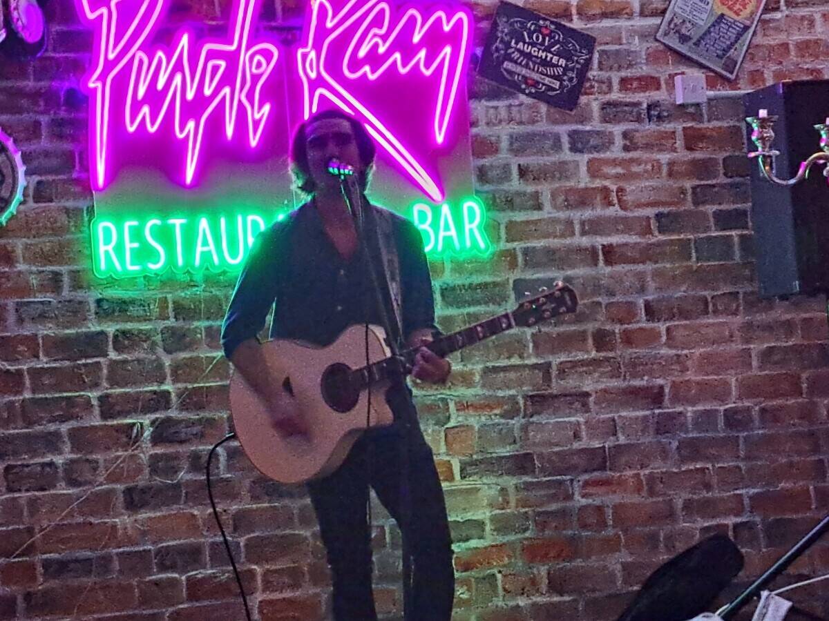 Live Music Bar & Restaurant Venue  Photo 1