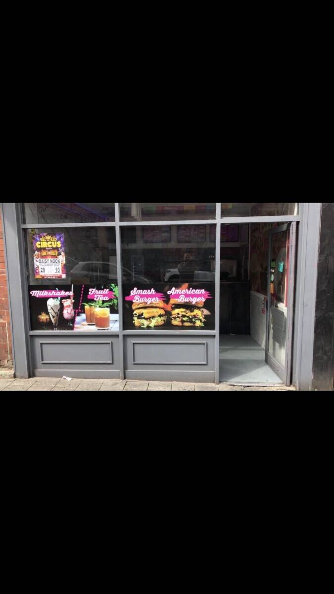 Take Away Pizza Burger Milkshake and Fried Chicken in Oldham Centre Photo 1