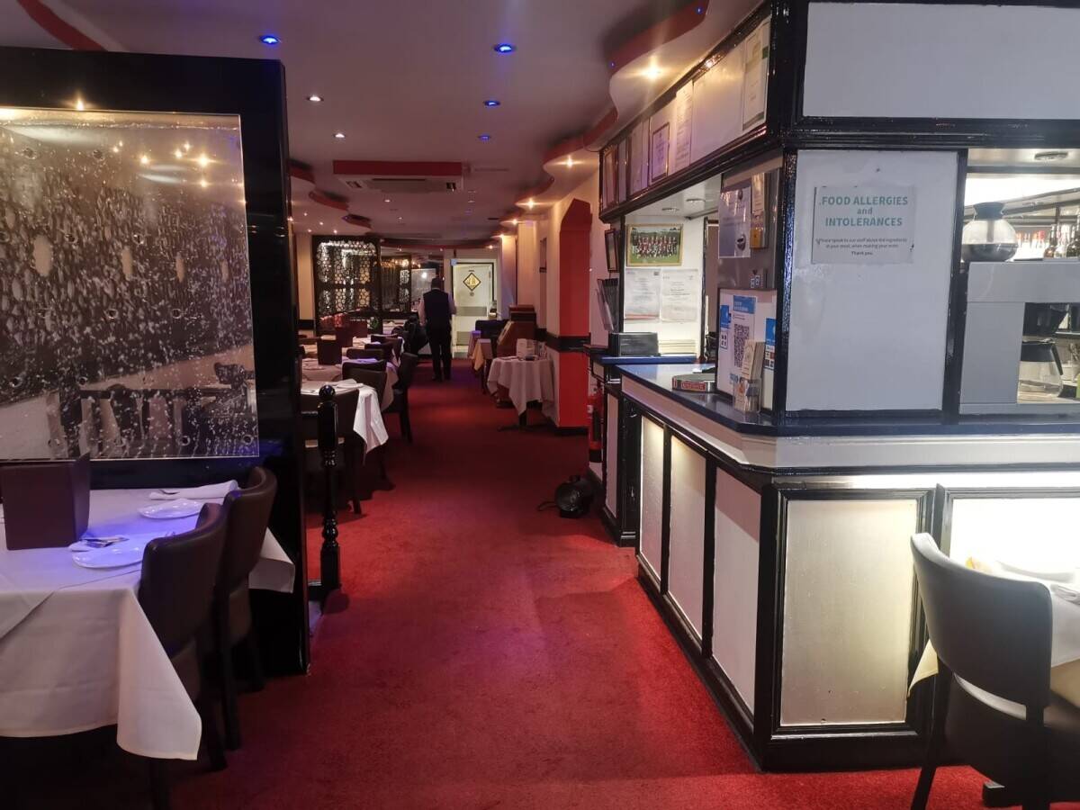 Established Indian Restaurant for Sale in Hertfordshire Photo 2
