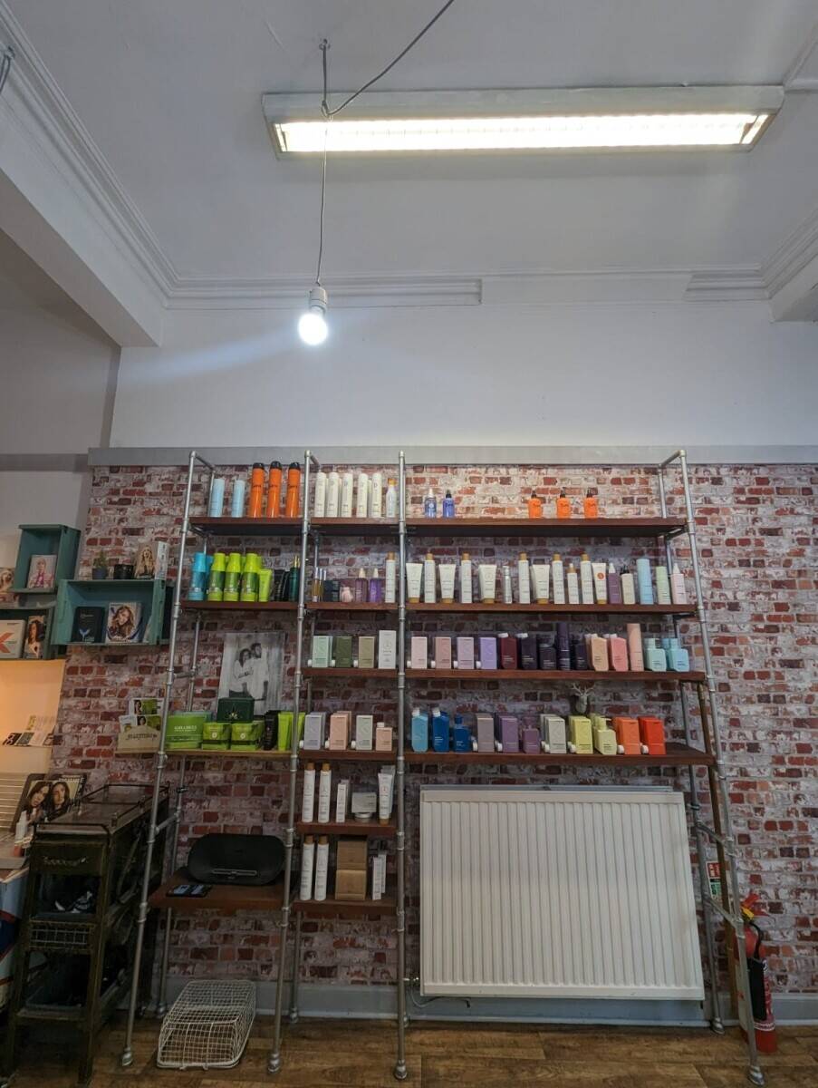 Hair salon for sale, London road in Edinburgh Photo 2