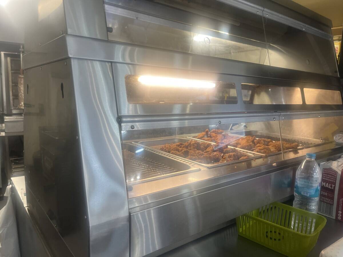 Chicken, pizza and kebab sale Photo 1