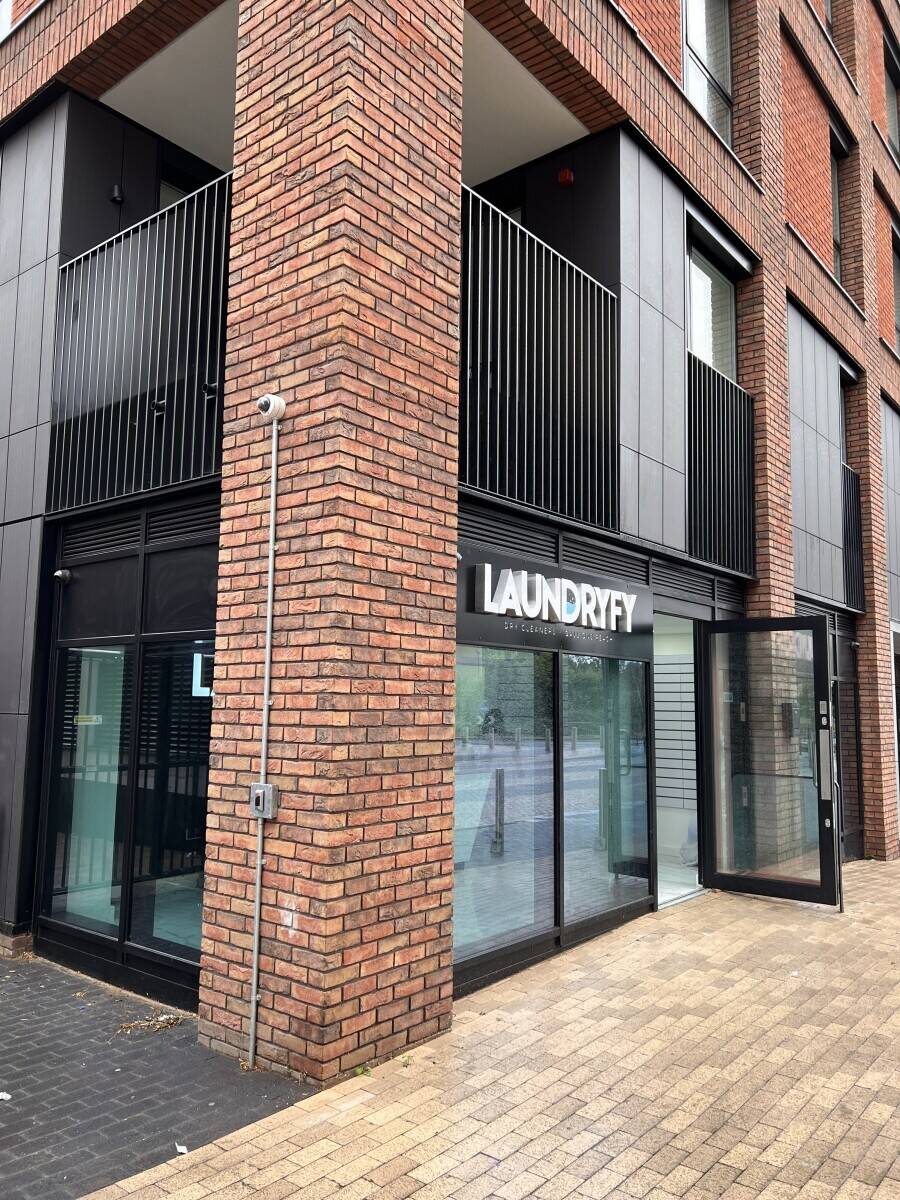 Dry Cleaner (receiving) for sale in Gallions Reach London