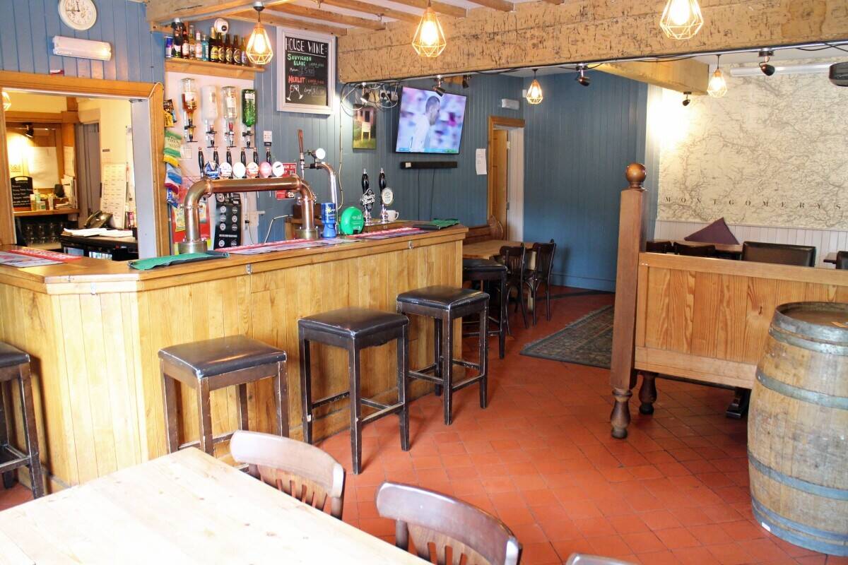 Italiano deli for sale