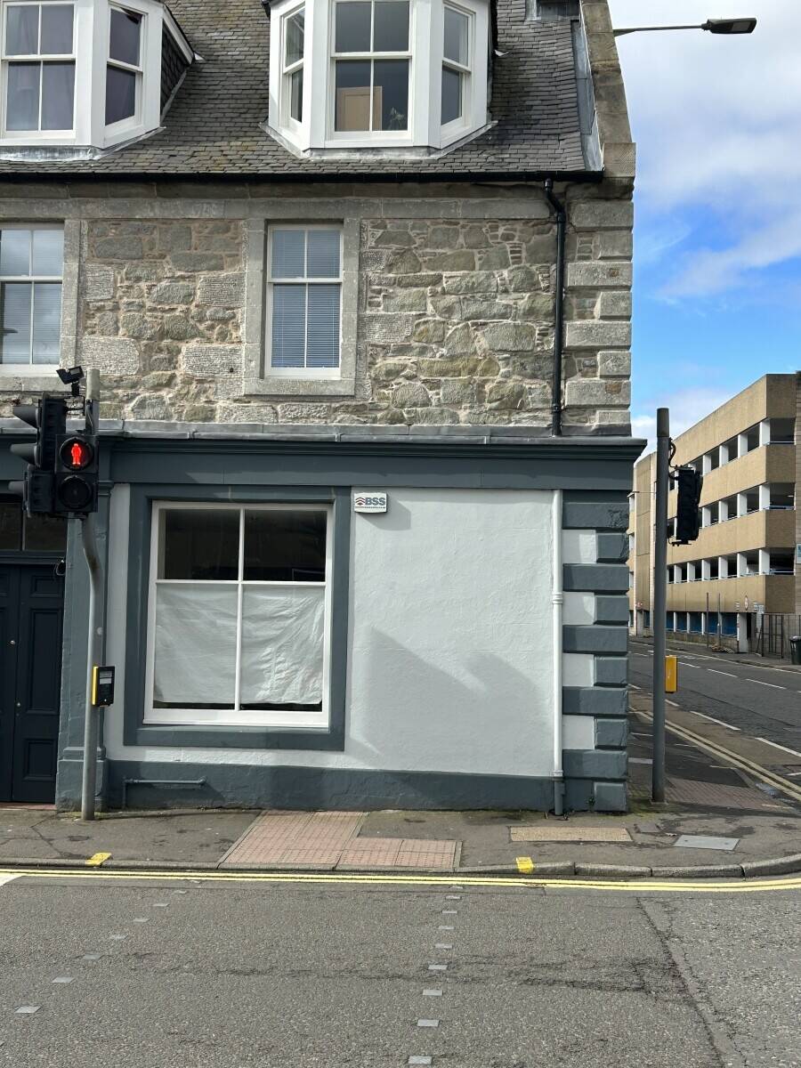 Italian restaurant and takeaway for sale