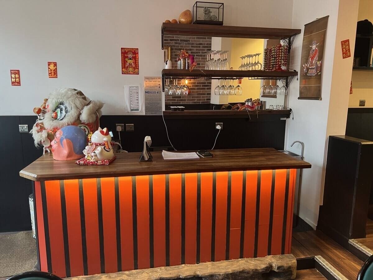 Leasehold Chinese Restaurant for sale in Crouch End London 11 years renewal lease Photo 2