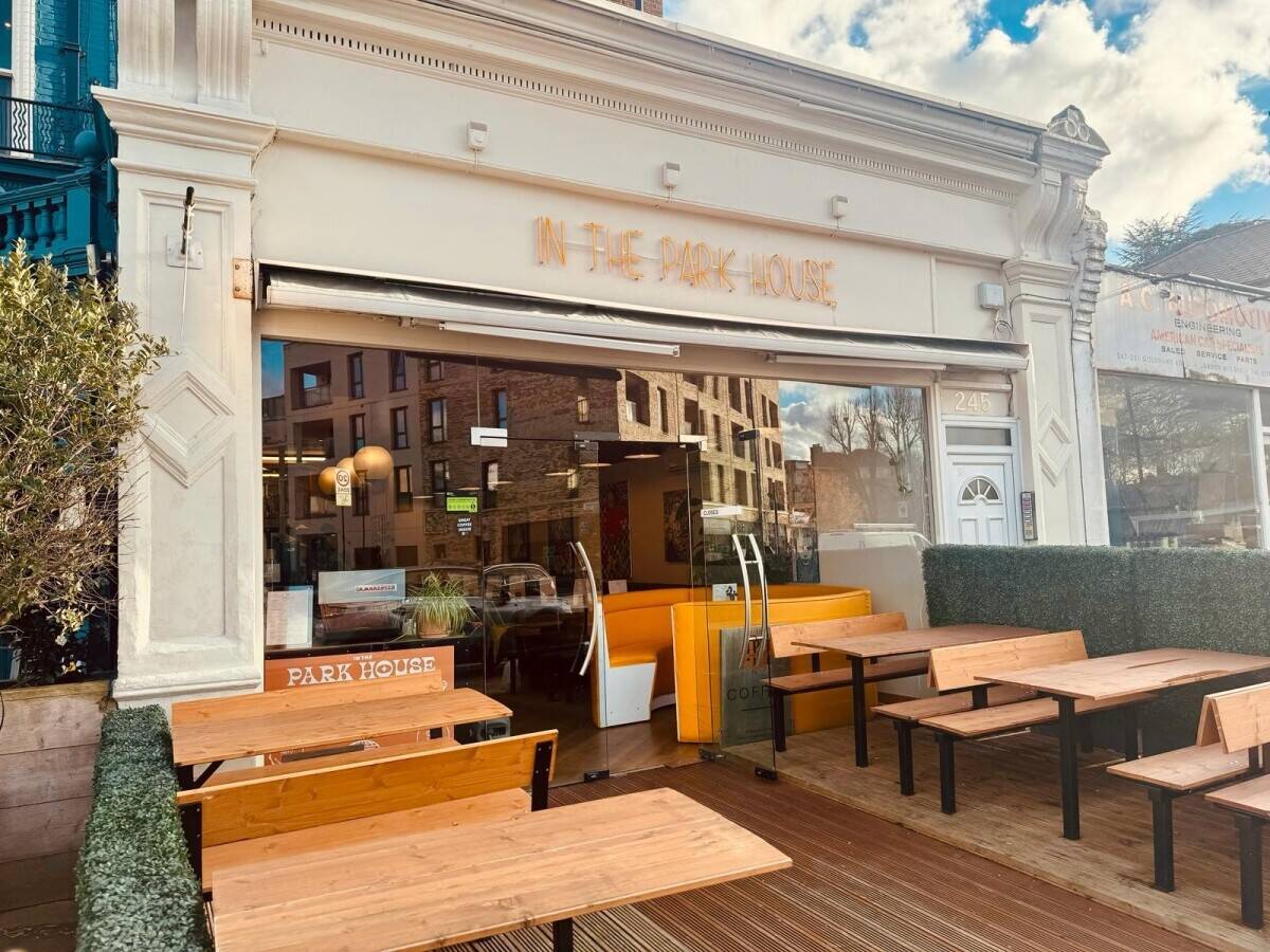 Speciality Café with Outdoor Seating