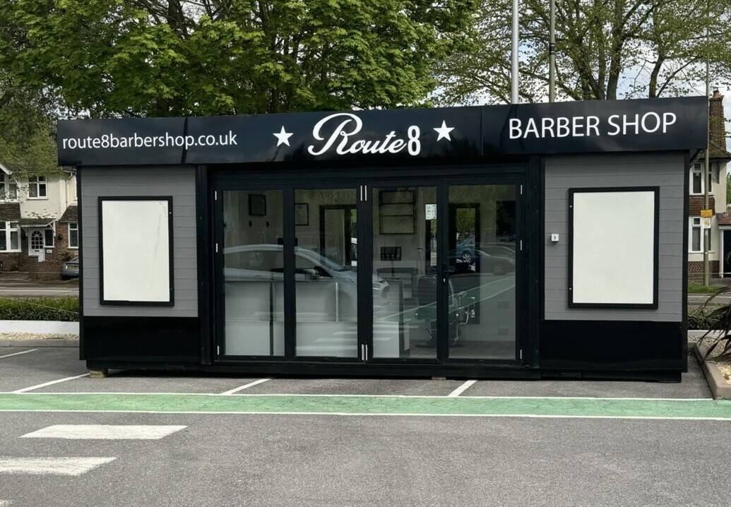 Barbershop pod for sale in Oxford Photo 1