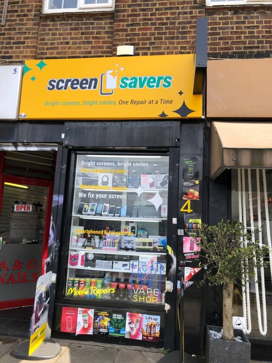 Mobile phones shop for sell near O2 center, NW3