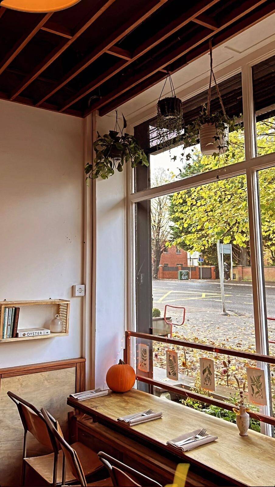 Cafe/Restaurant for sale on Ormeau Road Photo 1