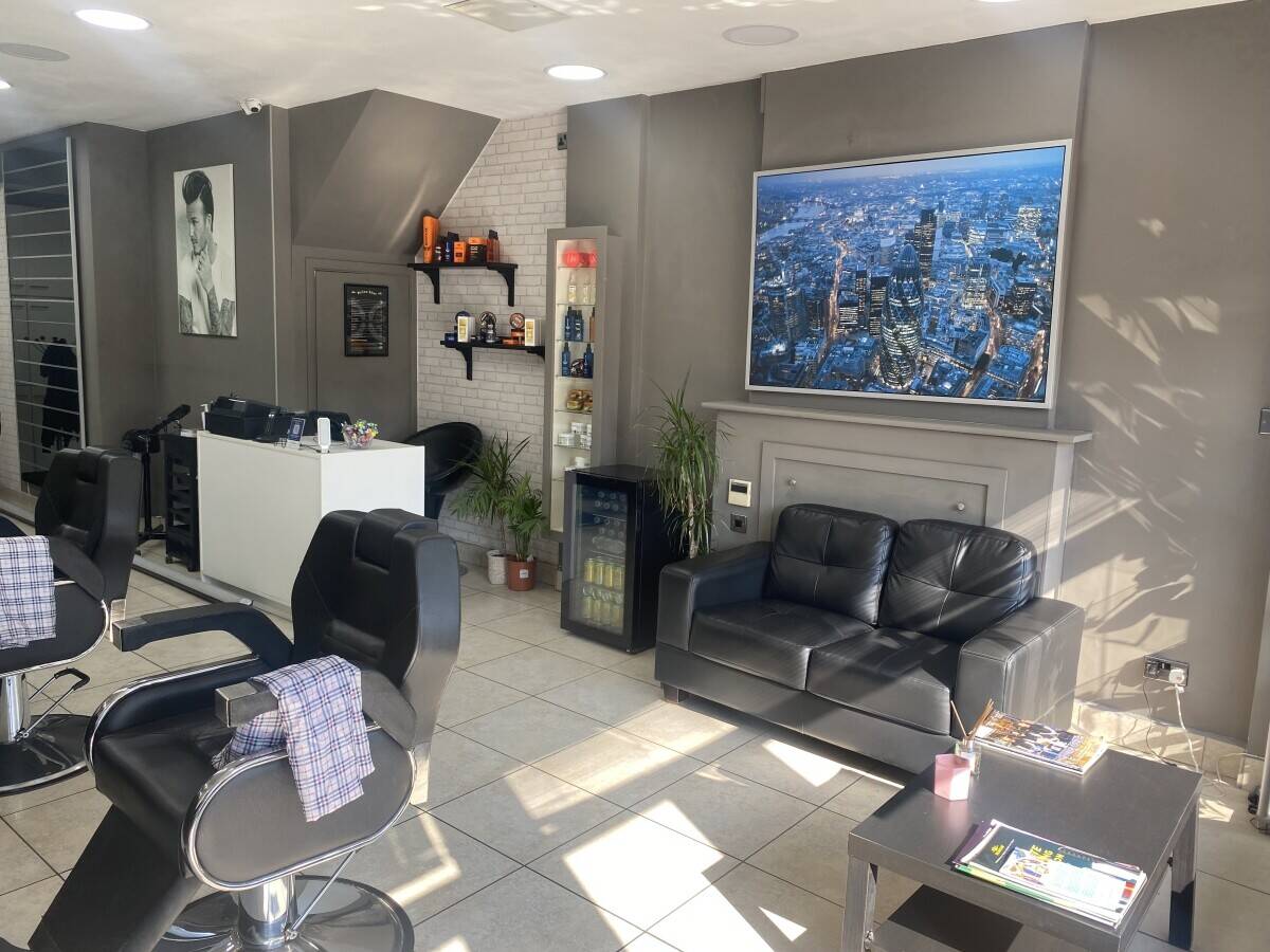 Barber shop for sale in purley/croydon