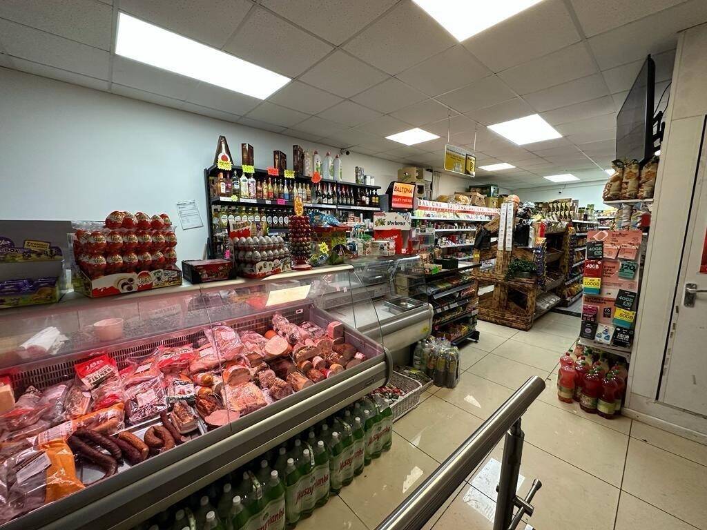 Off license / Polish Food / Soft drinks / Vegetables / Meat / Convenience Store Photo 1