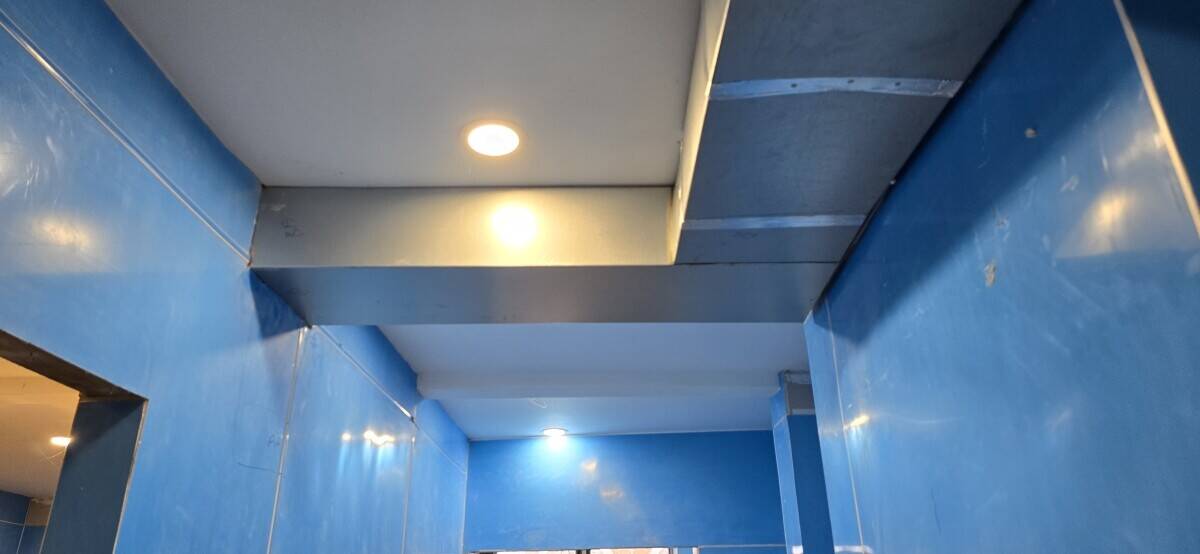 Takeway shop for rent