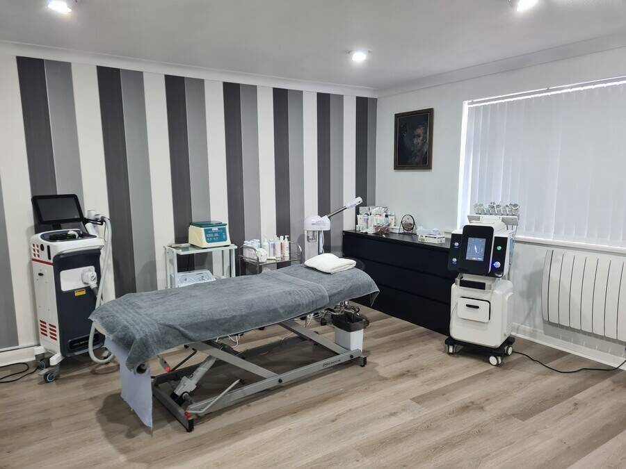 NON SURGICAL SKIN CARE CLINIC - CROWBOROUGH, EAST SUSSEX Photo 1