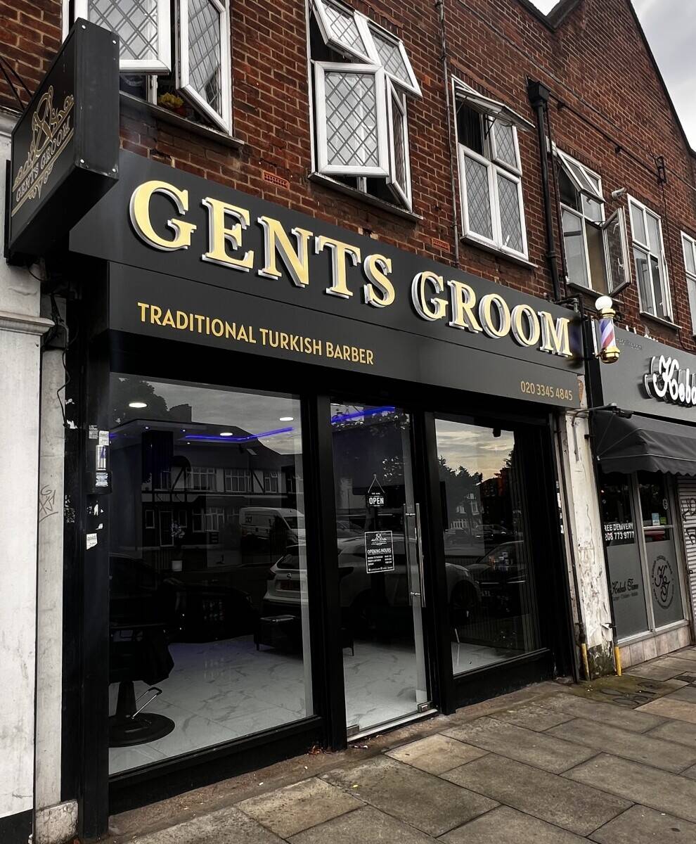 Barber shop for sale in Sutton/Wallington