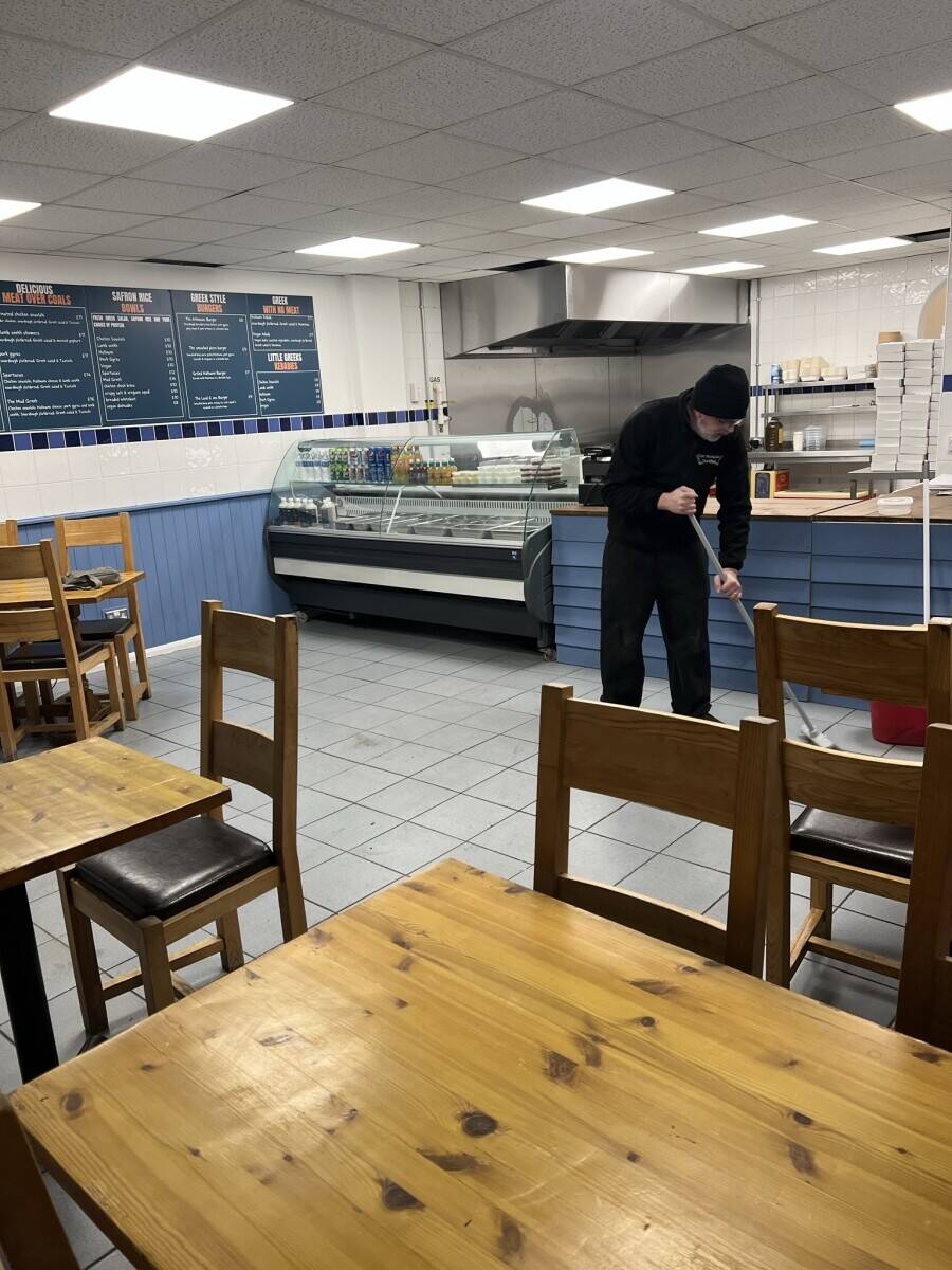 Fast food takeaway for sale in Uttoxetor