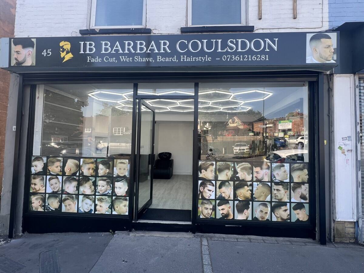 Leasehold property Barber Shop Photo 1