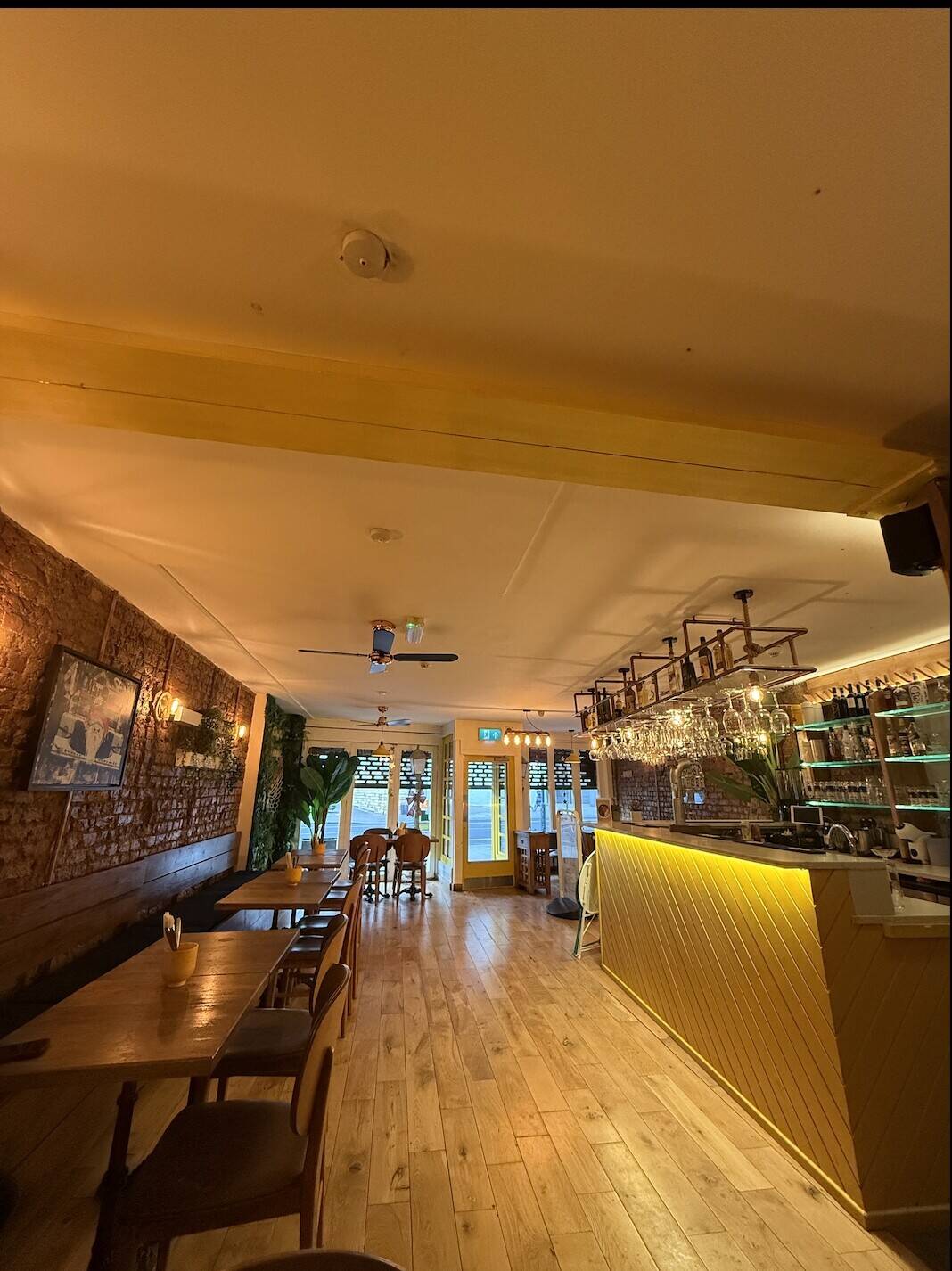 Gourmet Burger Restaurant & Bar for Sale