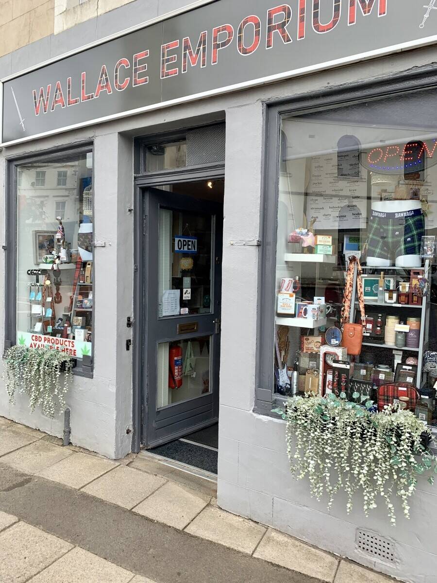 Gift shop for sale with Jewellery CBD products, greetings Cards, Homeware & Kitchenware, Photo 2