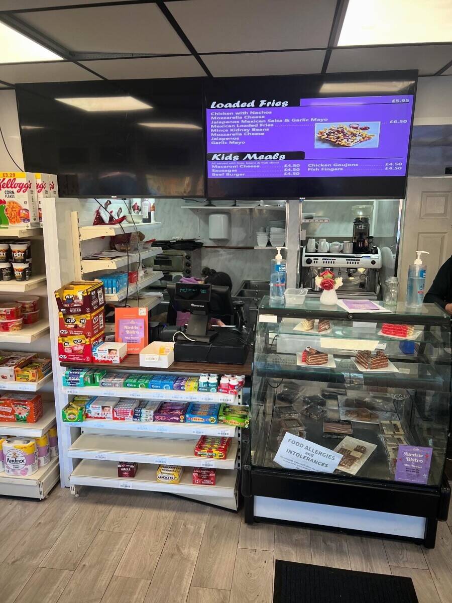 Bistro cafe shop in Airdre  Photo 1