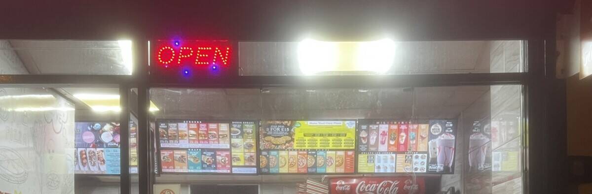 Reduced to &pound;33K Pizza Takeaway Birmingham Northfield with 2-bed flat - Day One Income Photo 2