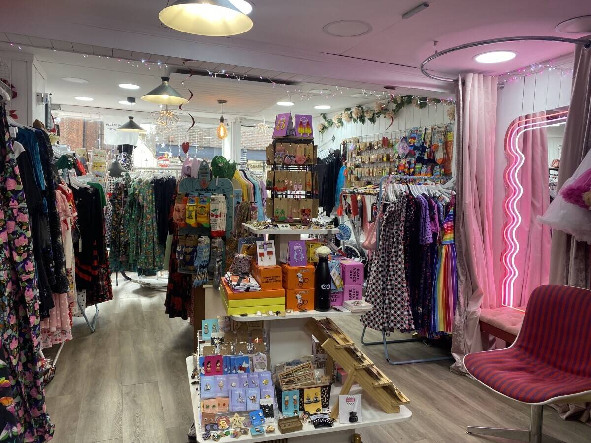 Vintage retro boutique Photo 1