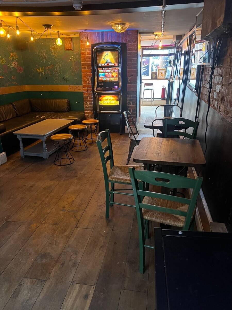 Quirky bar in Ashford town centre for leasehold sale