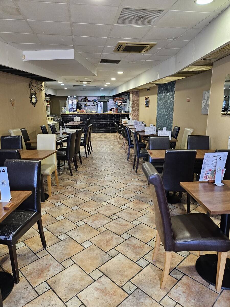 Cafe for sale Arnold Nottinghamshire Photo 1