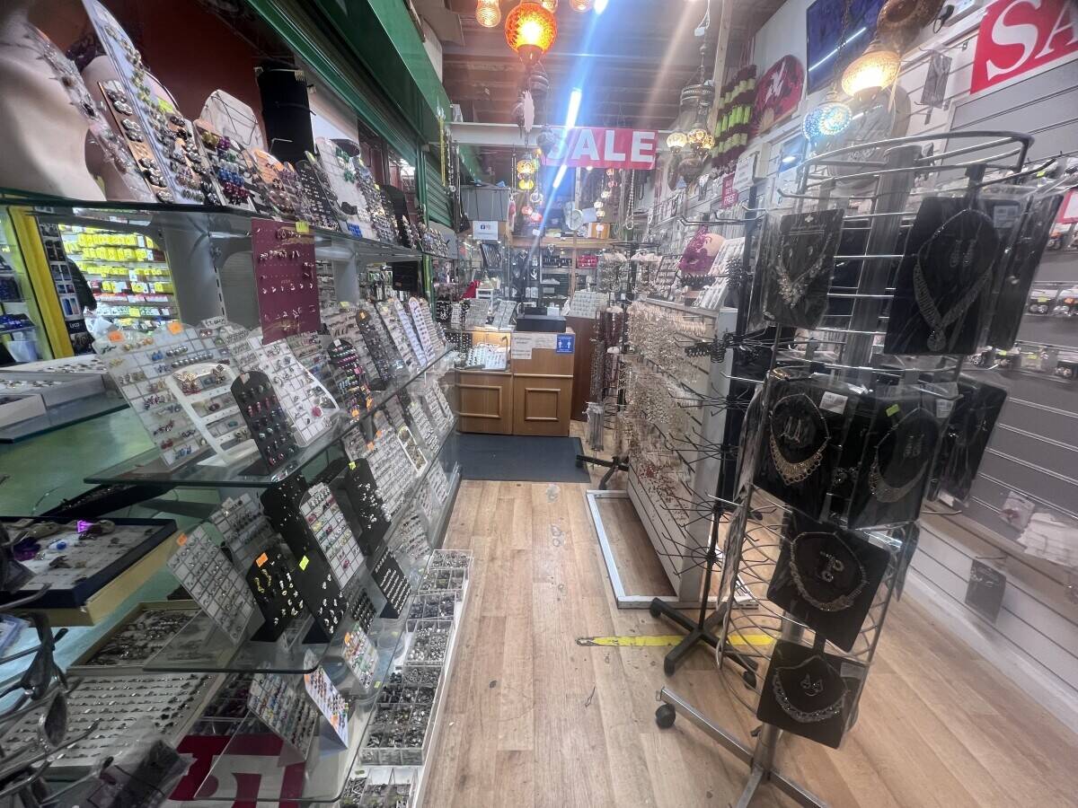 Fashion Jewellery Shop for Sale