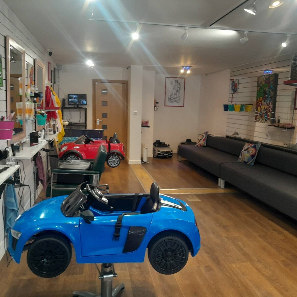 Hairdressing Business for sale Photo 1