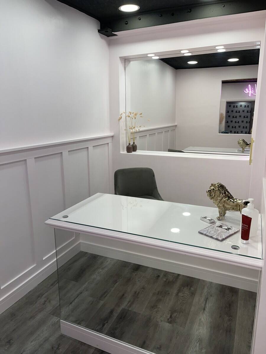 Luxury Beauty Salon for Sale near Cardiff City Centre