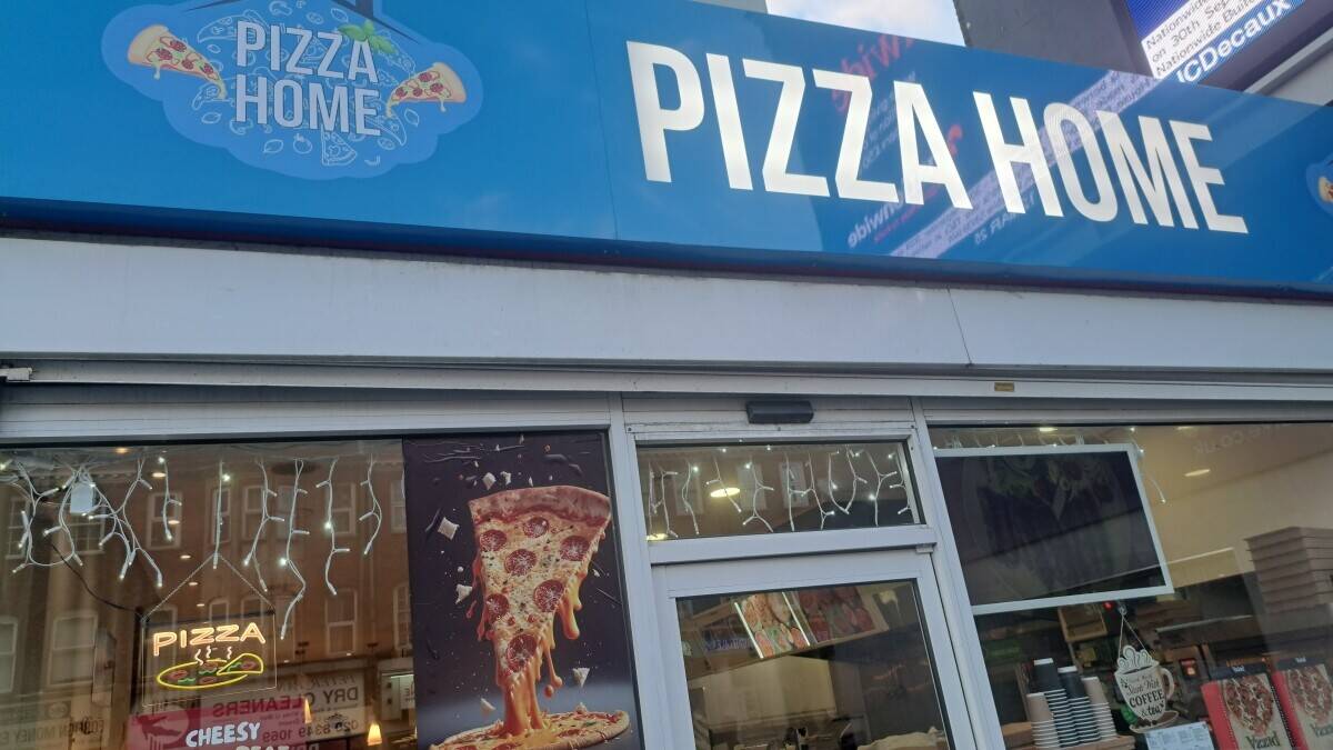 Restaurants near finchley central tube station 