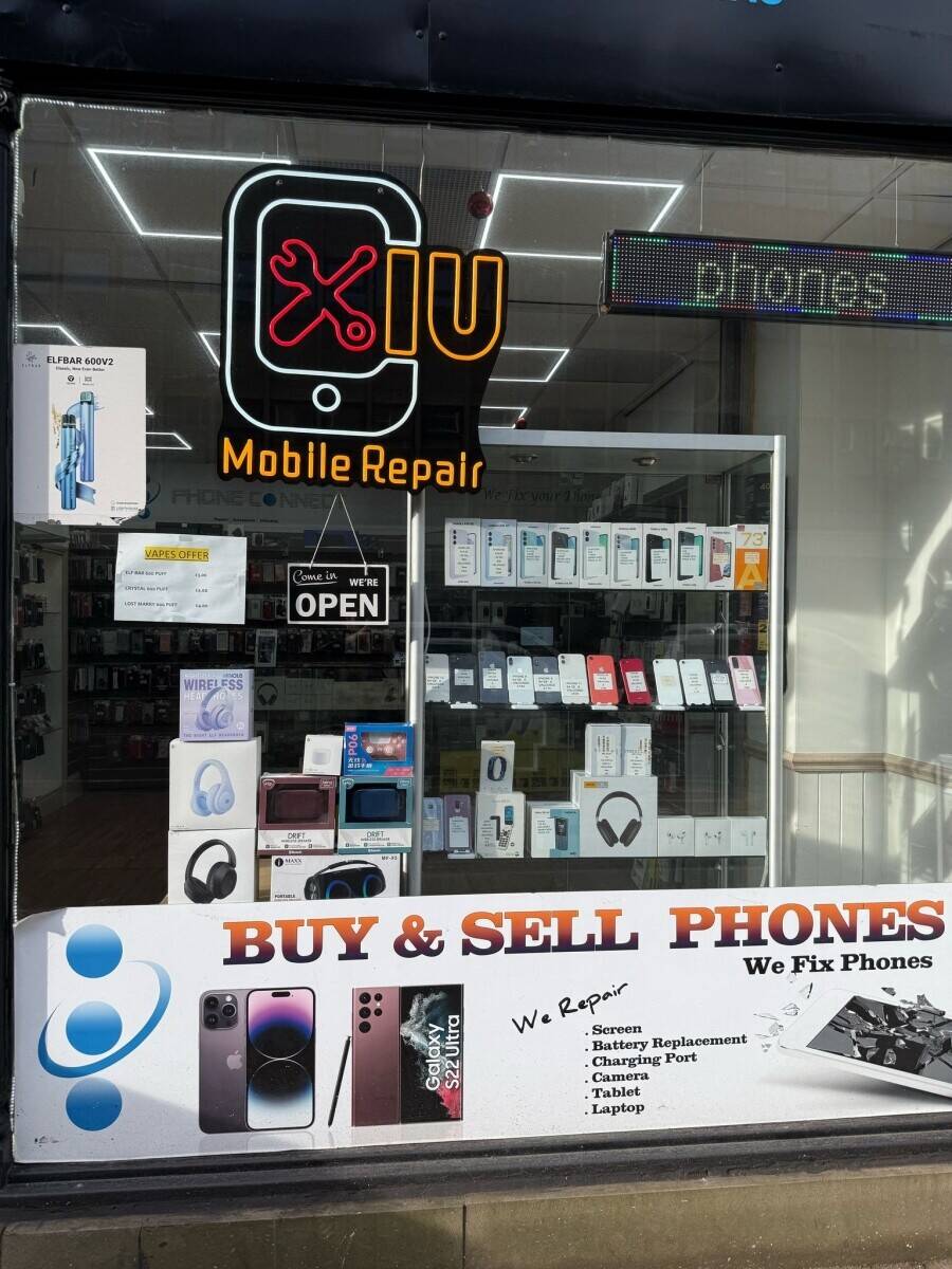 Runing phone shop for sale in Halifax high street..with epos system till and all repair parts and accessories. Selling shop because owner is moving to