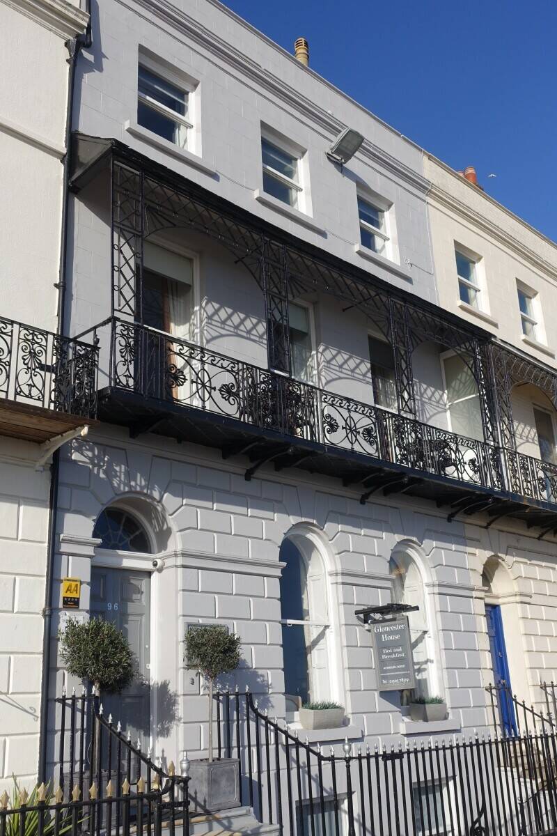 Outstanding Seaside Guest House Weymouth TripAdvisor No.8 in The World Photo 1