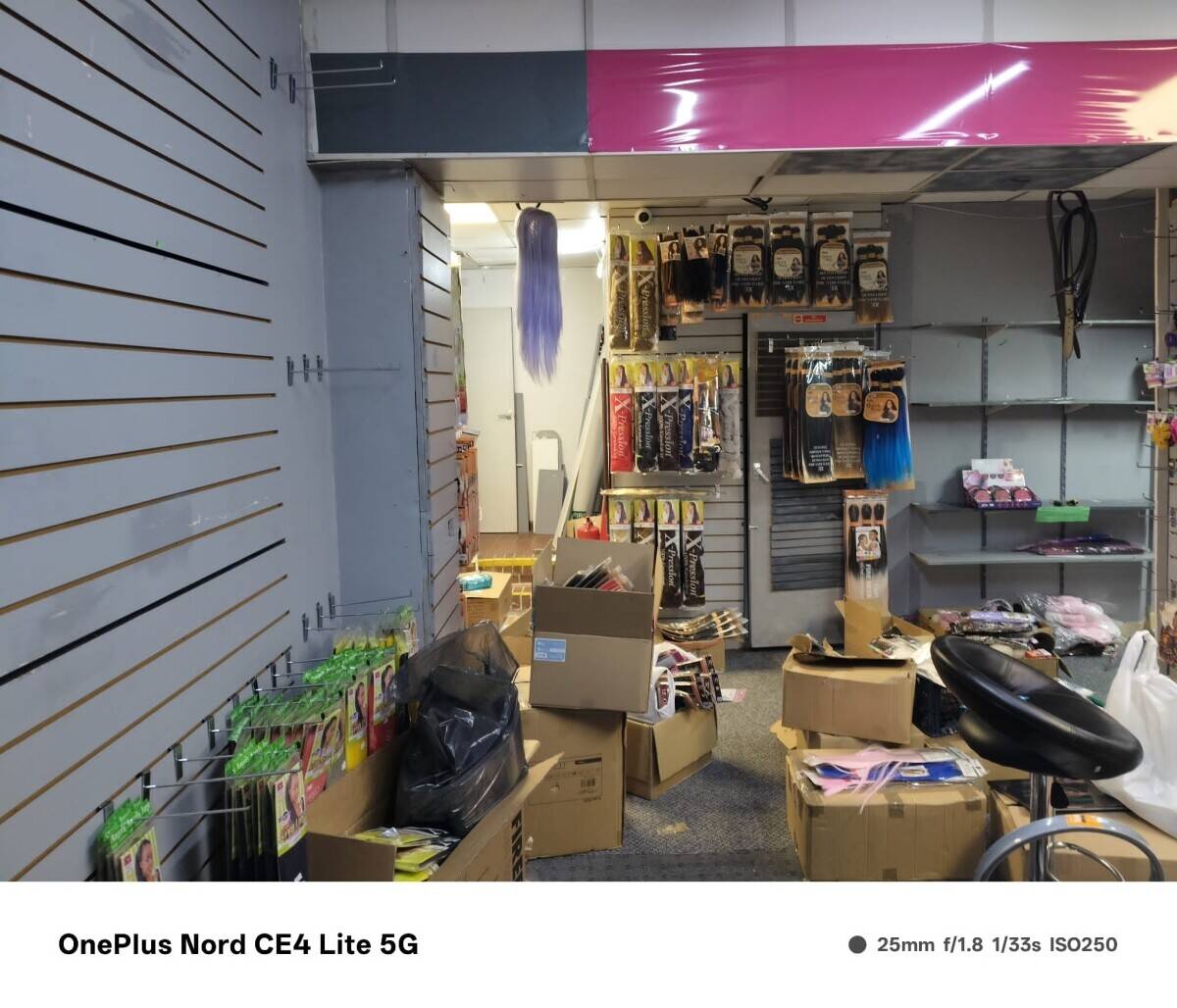 Empty retail shop unit 45 Square for any use (subject to lease agreement  Photo 1