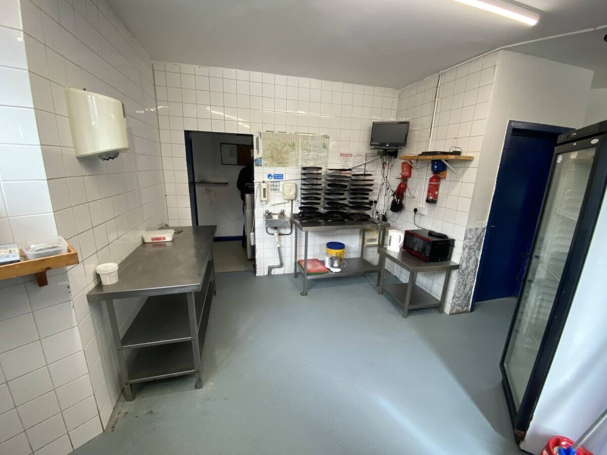 Established hot food takeaway in prime town centre location with high levels of passing traffic Photo 1