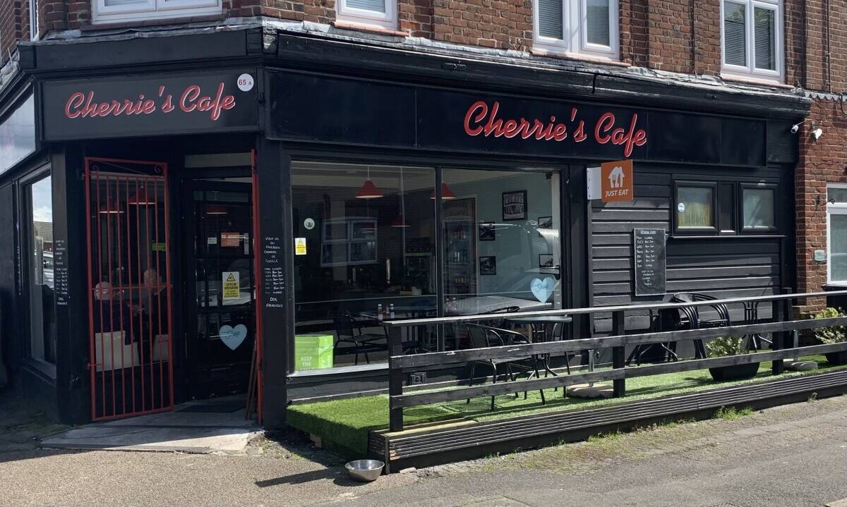 Bournemouth Traditional Family Run English Cafe Near Vitality Stadium
