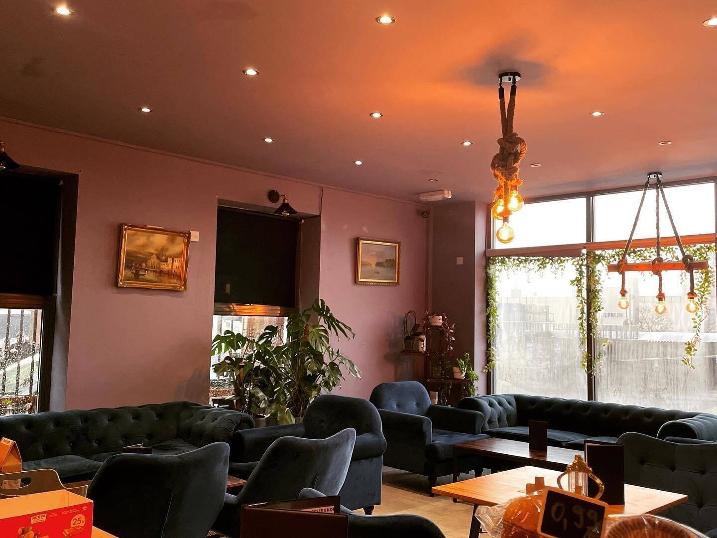 Popular coffee shop in Wolverhampton