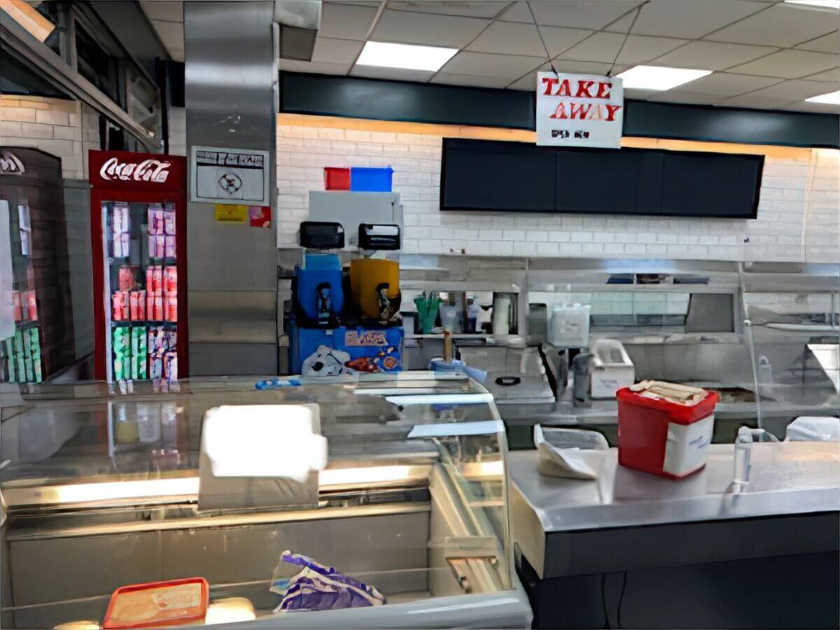 HIGH TURNOVER TRADITONAL FISH AND CHIPS TAKEAWAY AND RESTAURANT  IN NORTH EAST REGION Photo 1