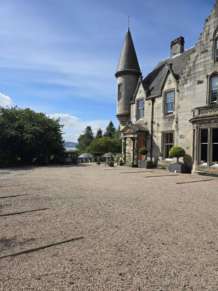 Award winning wedding venue in sale 