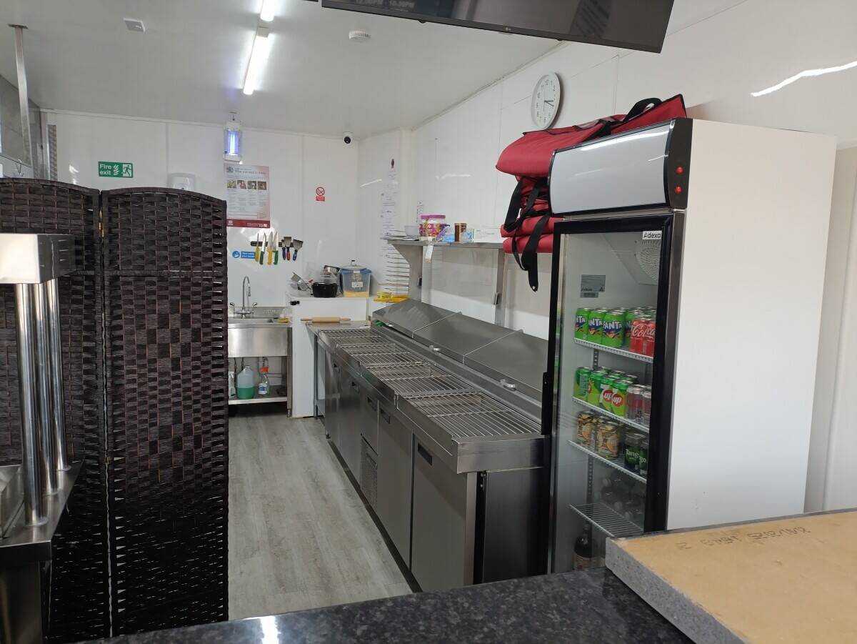 Farncobe fast food shop