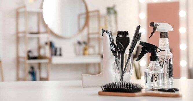 Well Established (Over 20 years) Hair Salon for Sale in West London Photo 1
