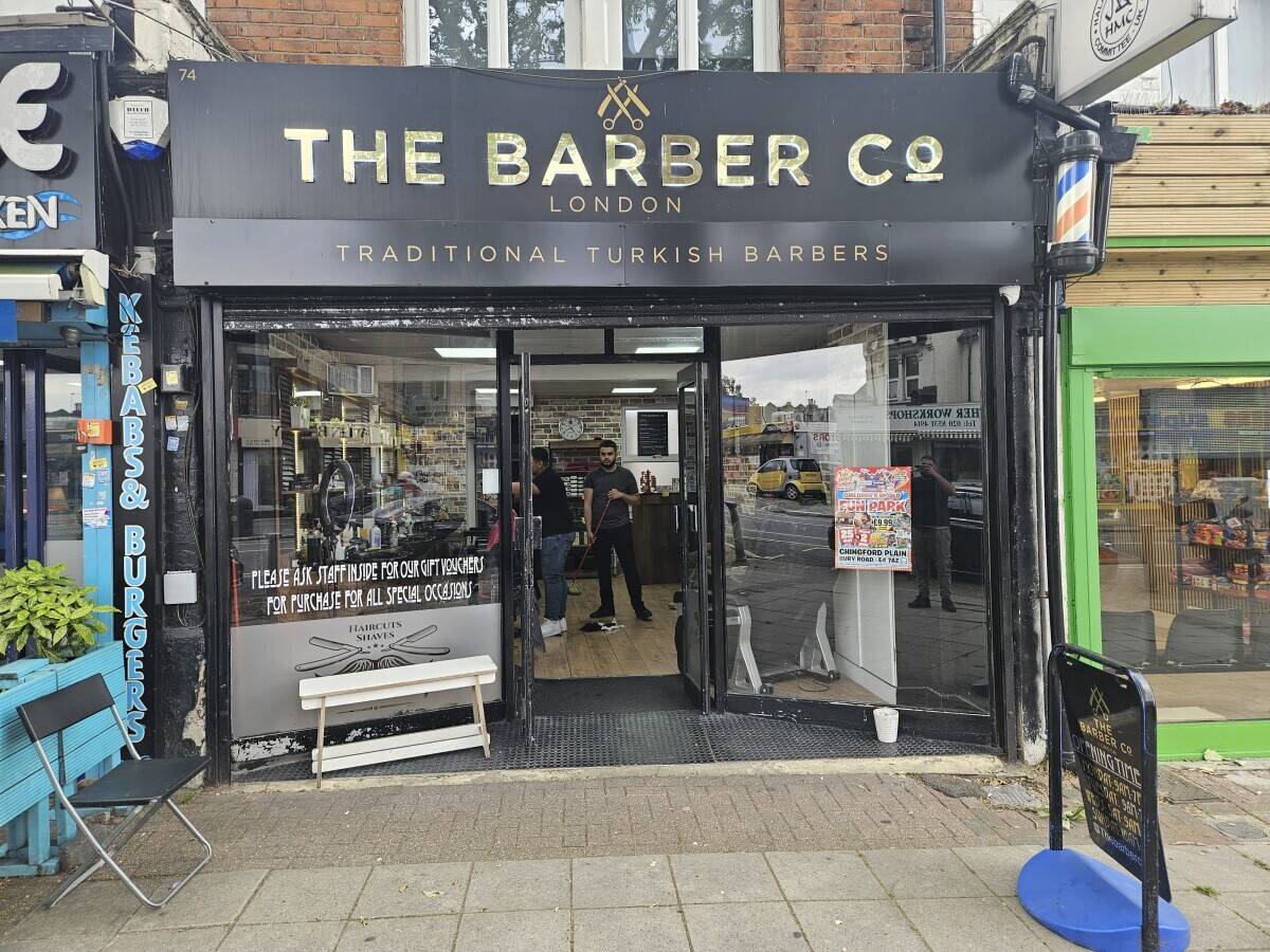 Barber shop for sale in chingford